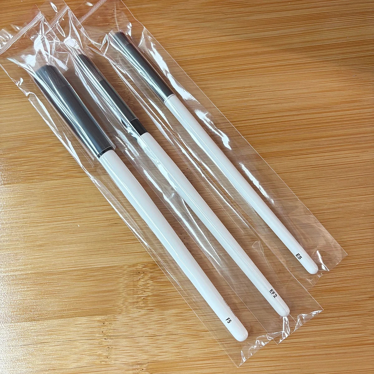 F Four (2 in 1) Dual-Ended Makeup Brush | Foundation, Concealer, Bronzer, Blush & Eyeshadow